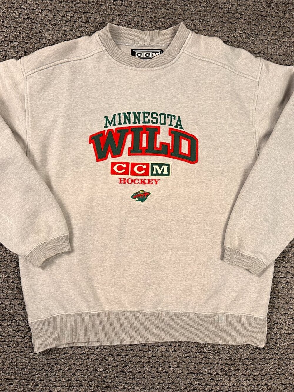 Vintage Minnesota Wild CCM Embroidered Pullover Sweatshirt Adult Medium NHL Y2K